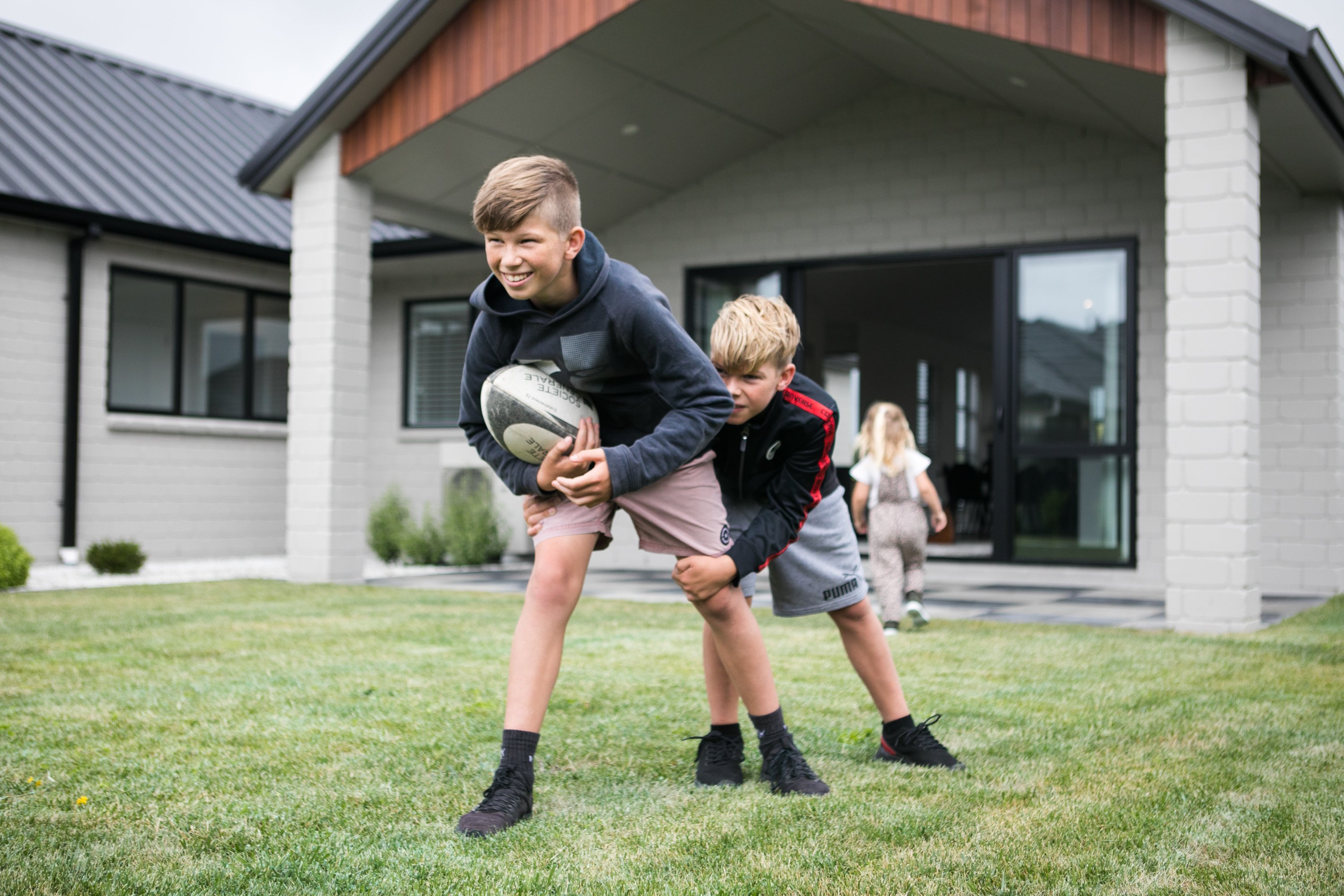 Salina Galvan Photography - Classic Builders- Boys Playing Outside-9628
